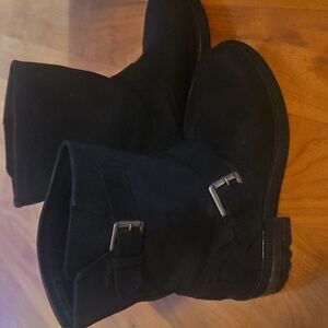 Steven Madden Incline Black Leather Boots.